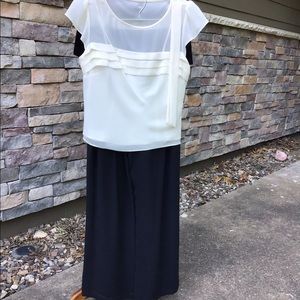 Liz Claiborne NWT size 10P dressy pants set